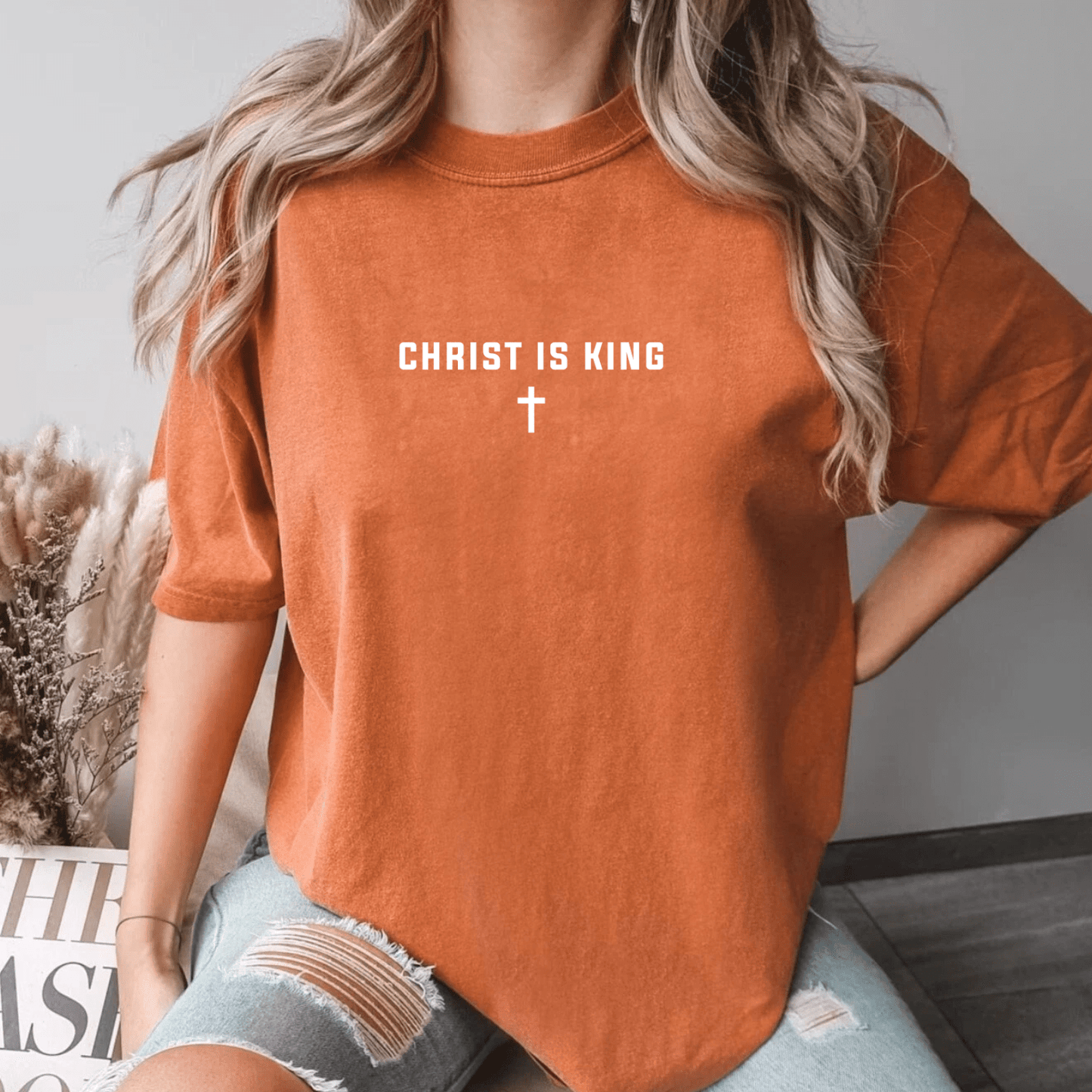 Christ Is King Cross Christian Faith Graphic Jesus T-Shirt - Hollow Point Society - T-Shirt